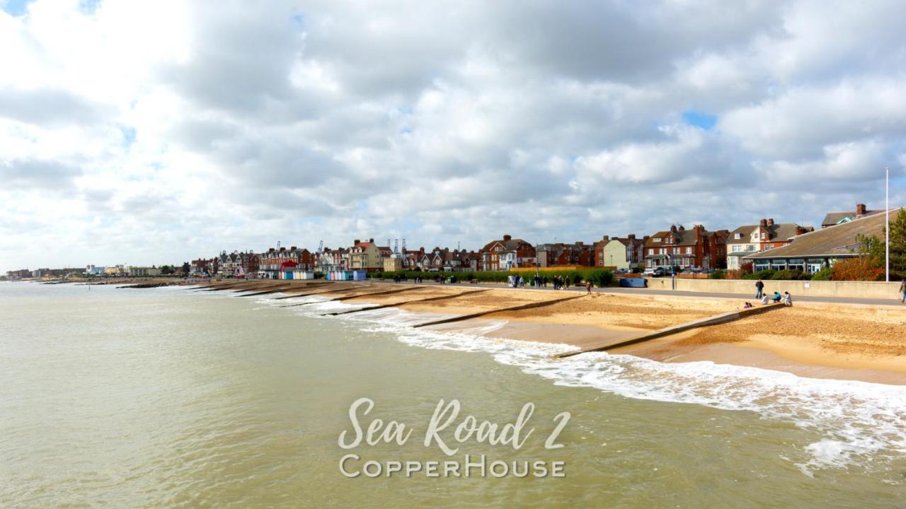 Beautiful Apartments On The Sea Front - Sea Road 2 Felixstowe Zewnętrze zdjęcie
