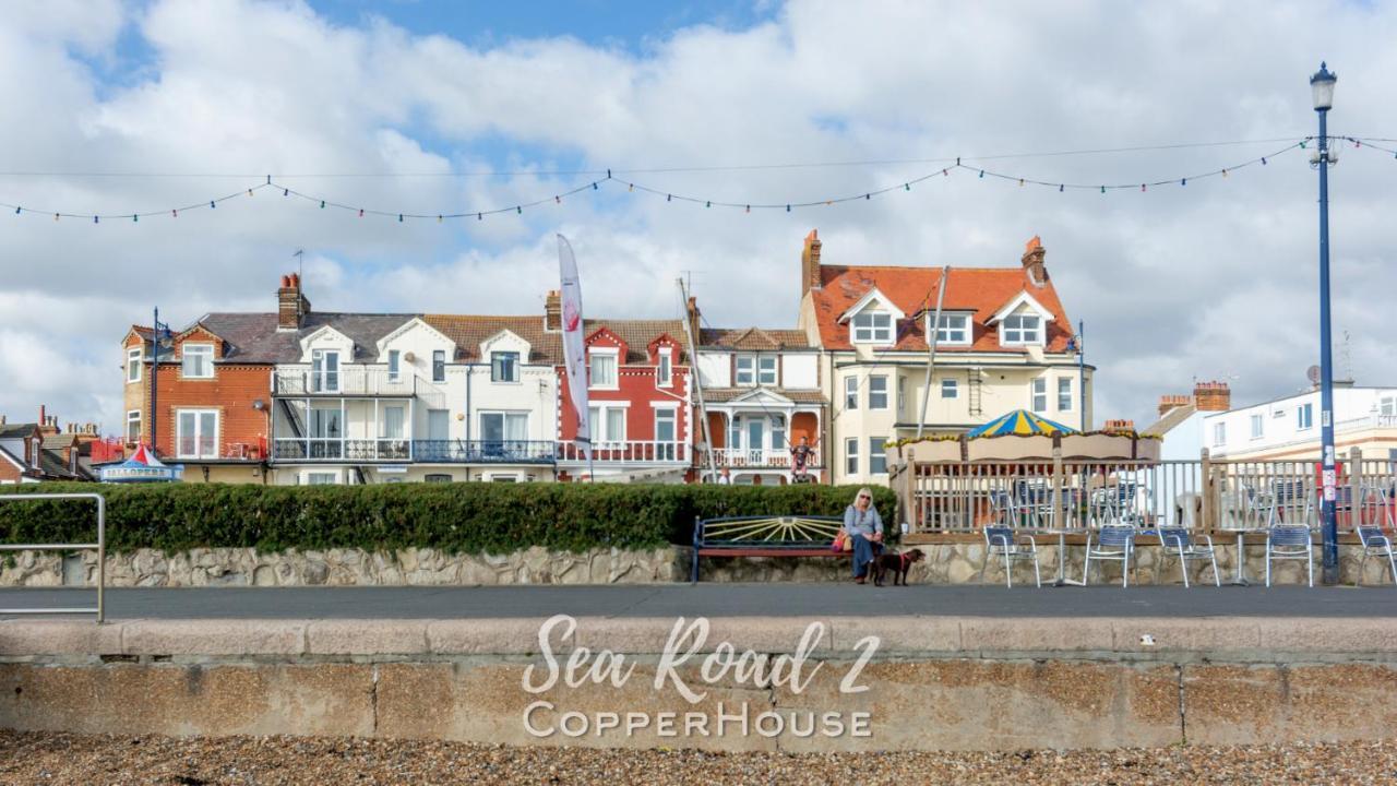Beautiful Apartments On The Sea Front - Sea Road 2 Felixstowe Zewnętrze zdjęcie
